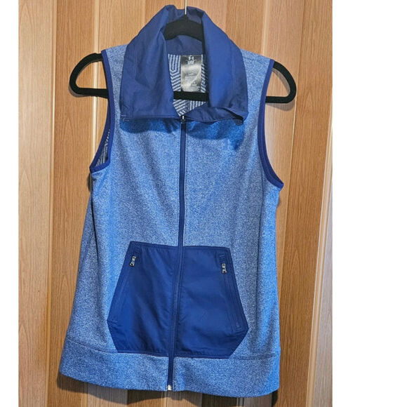 Under Armour Accessories - Under Armour  Medium Cold Gear Zipup  Vest
